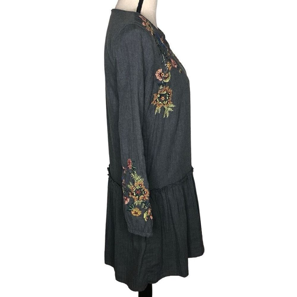 Zara Trafaluc Collection Gray Embroidered Shift Dress - Picture 2 of 16